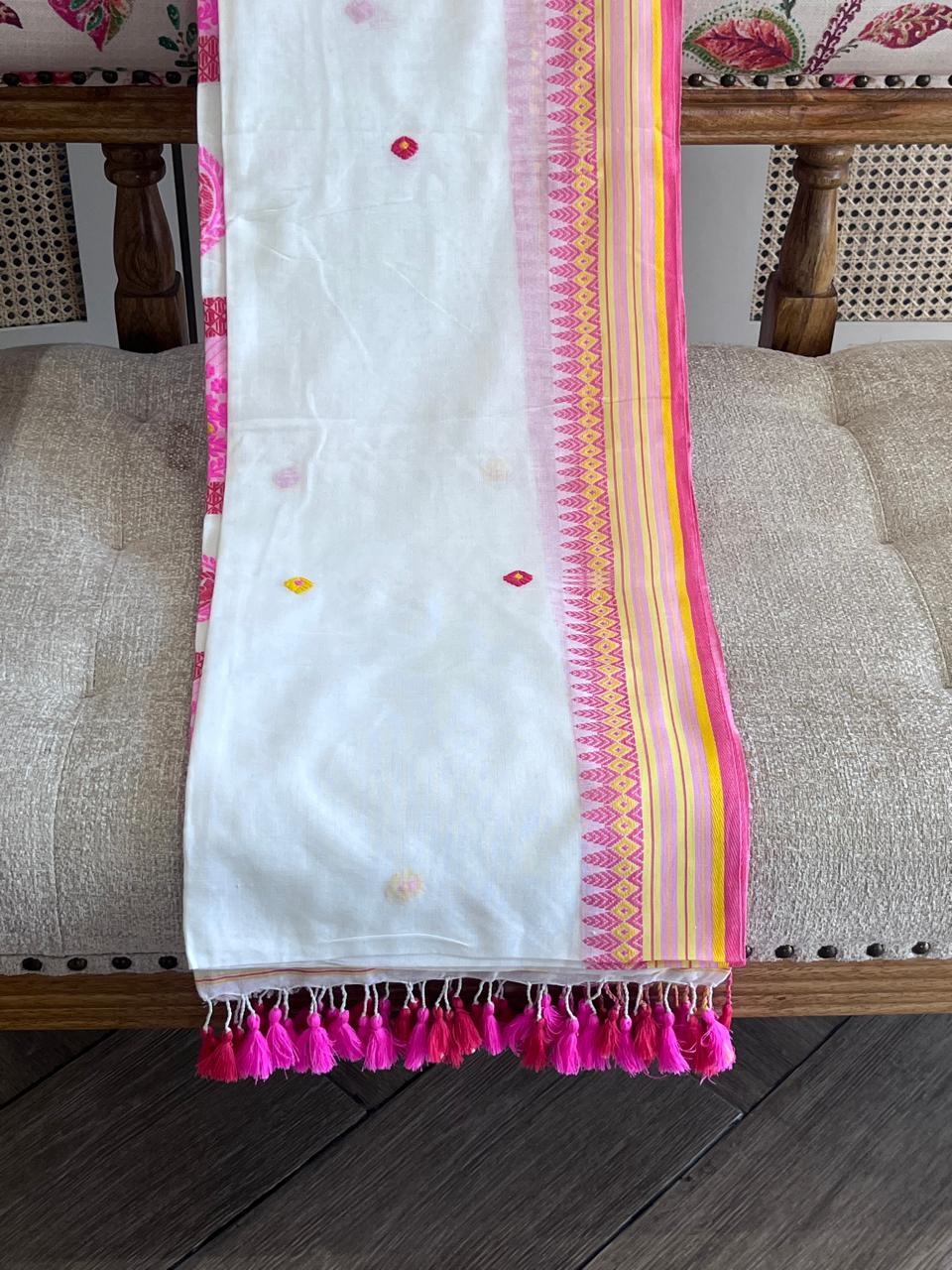 Kunuma: Handwoven Assam Cotton