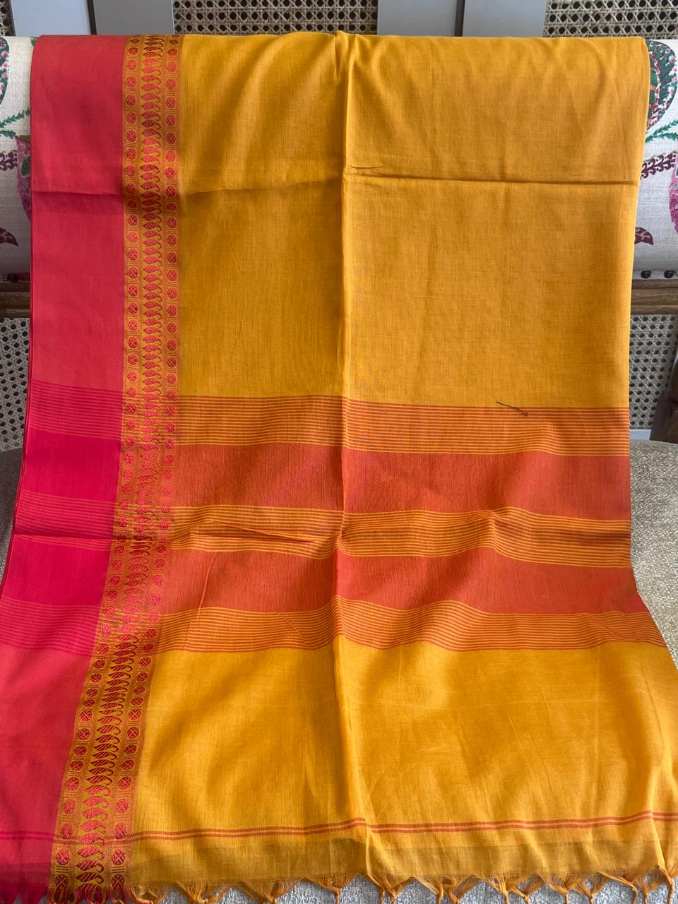 Suryamukhi: 100 count Phulia Cotton