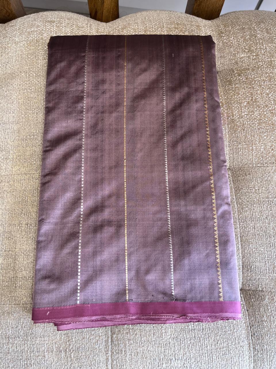 Kasturi: Royal Katan Silk Kadhuwa Benarasi
