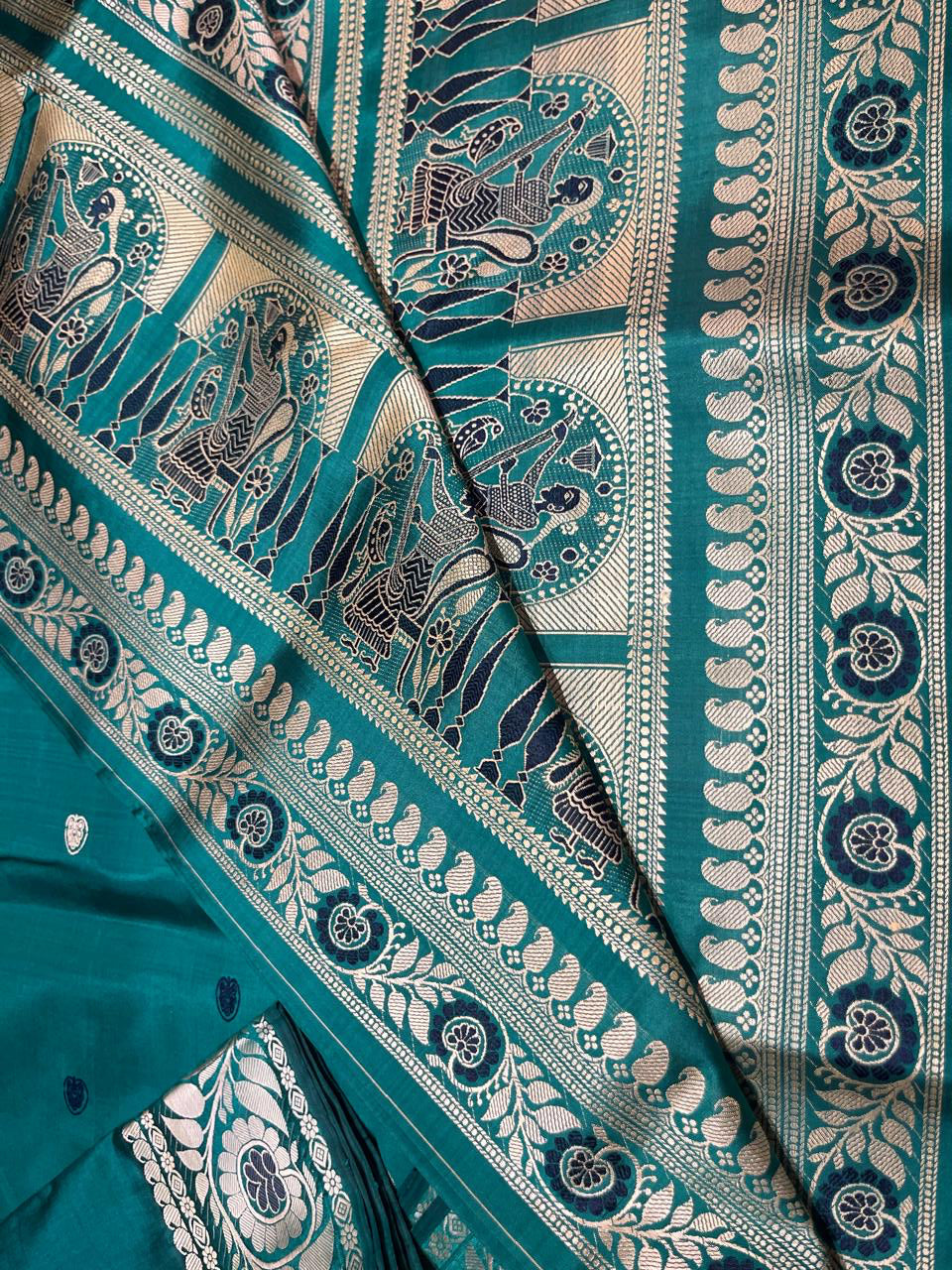 Taranga: Revival Baluchari in Deep Teal