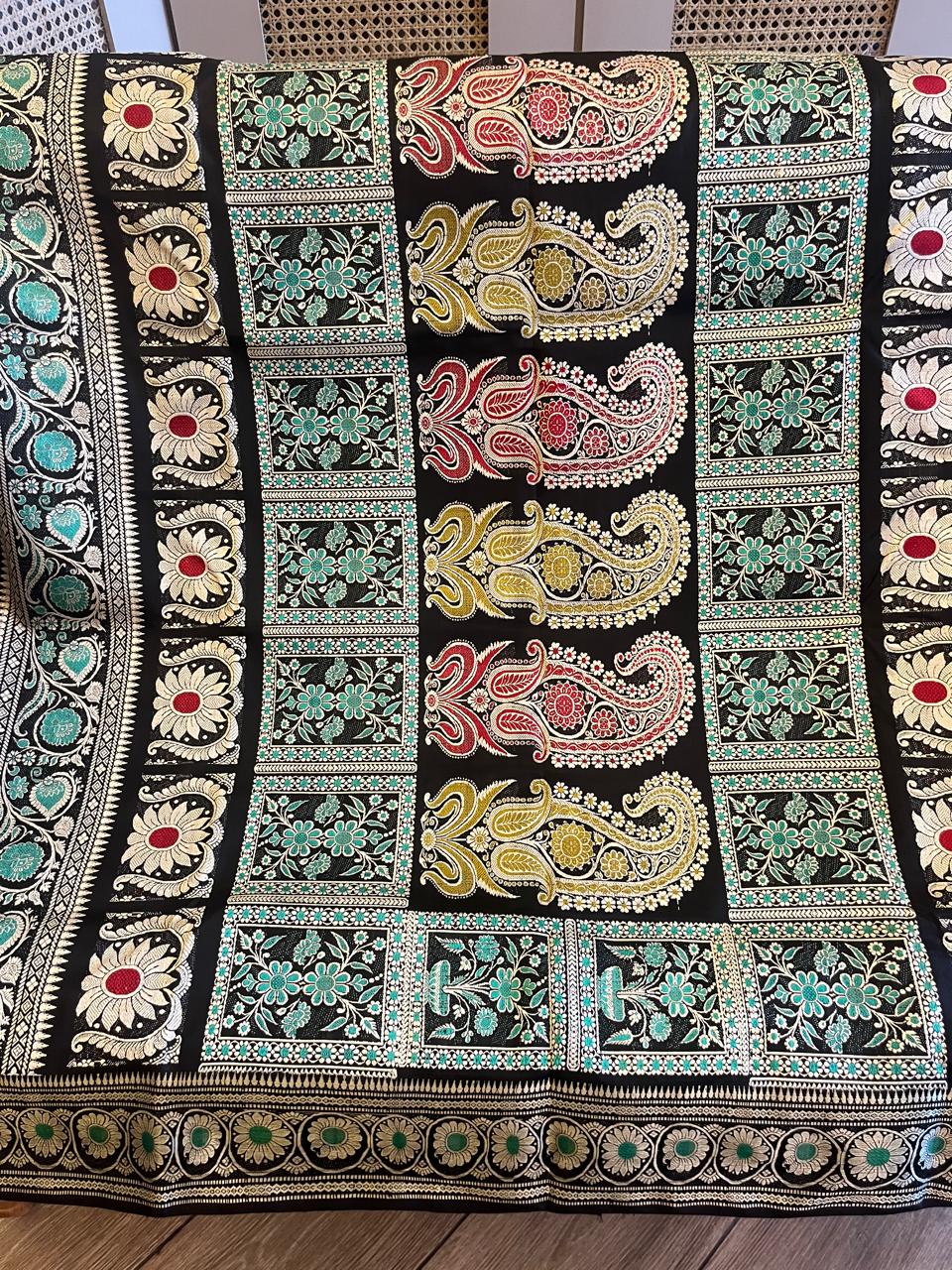 Krishnakamal: Stunner Revival Baluchari in Black