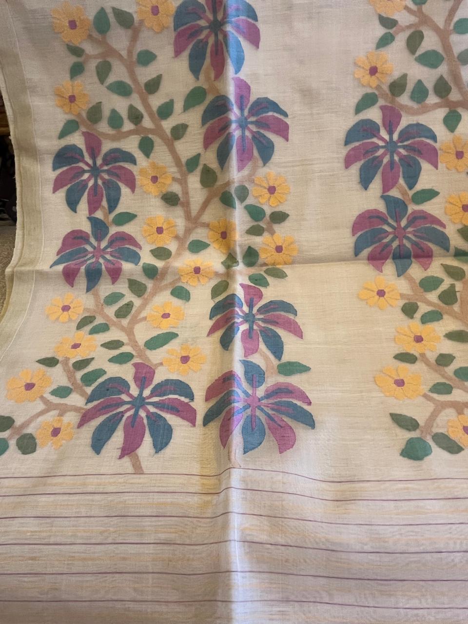 Bandana: Ivory Matka Silk Jamdani