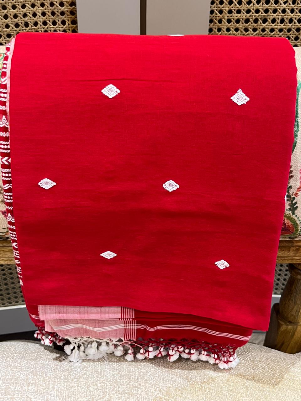 Rangini: Fine Bengal Cotton with Statement Pallu