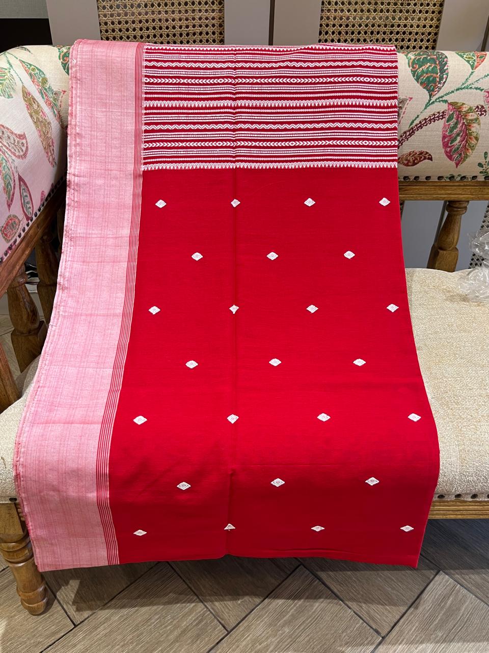 Rangini: Fine Bengal Cotton with Statement Pallu