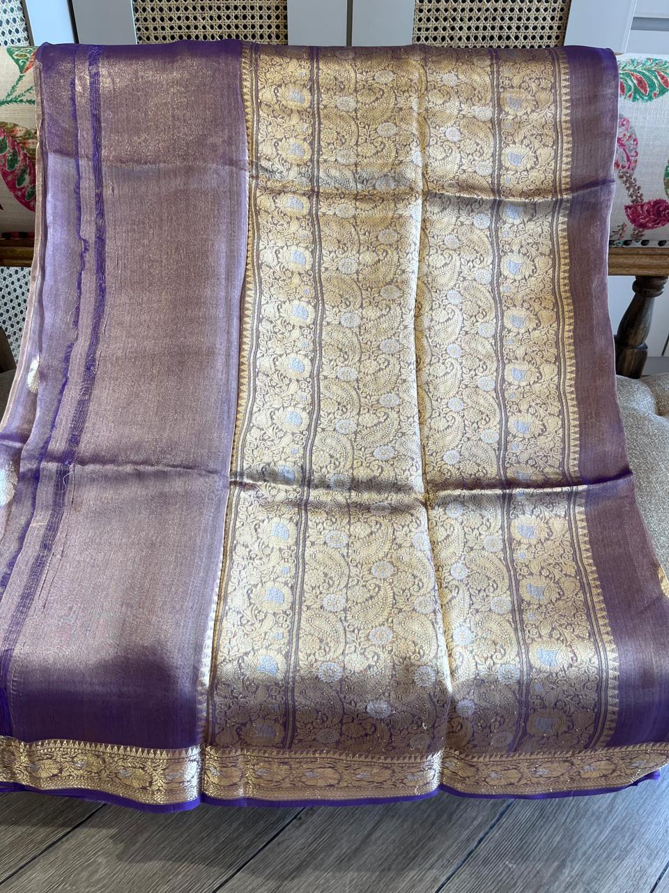 Jamuni: Sona Rupa Buttas on Tissue Banarasi
