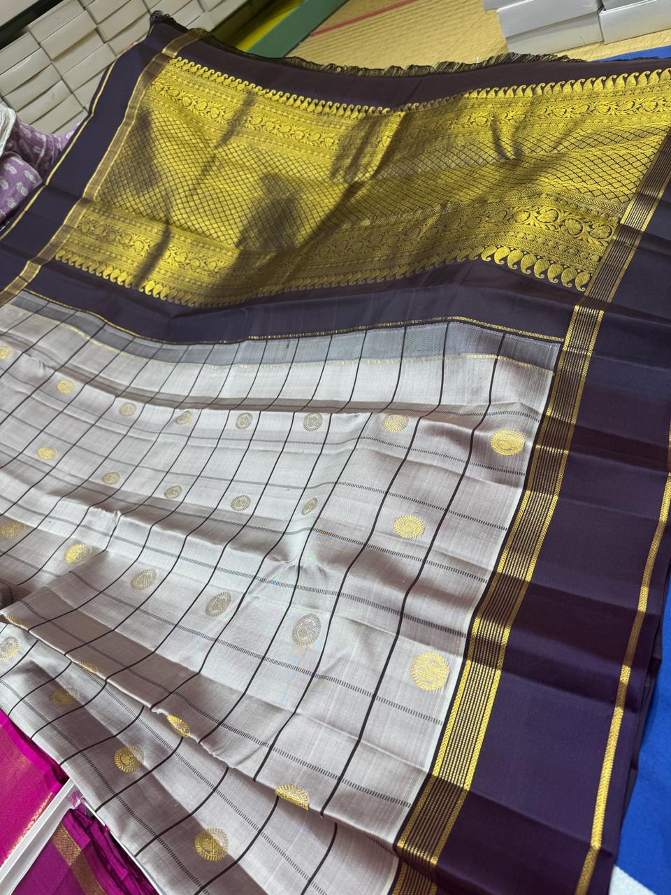 Sandhya: Kattam Pure Silk Kanjeevaram