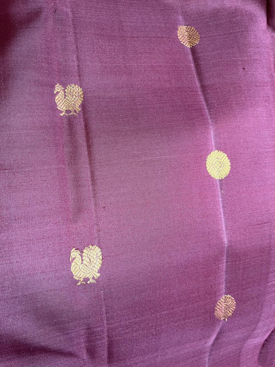Gajagamini: Wine Kanjeevaram, Magenta Reta Pett Border