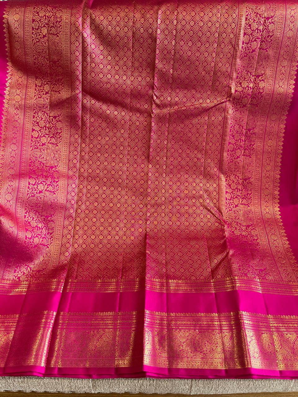 Sengal: Burnt Orange Pure Silk Kanjeevaram