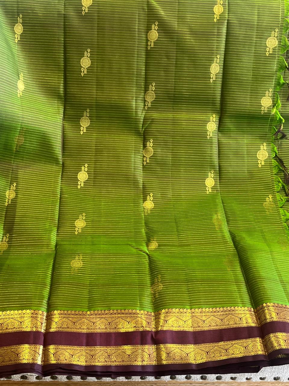 Shyamala: Vairaoosi Green Kanjeevaram, Reta Pett Border