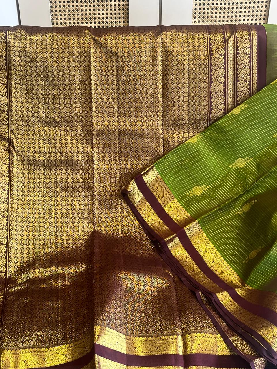 Shyamala: Vairaoosi Green Kanjeevaram, Reta Pett Border