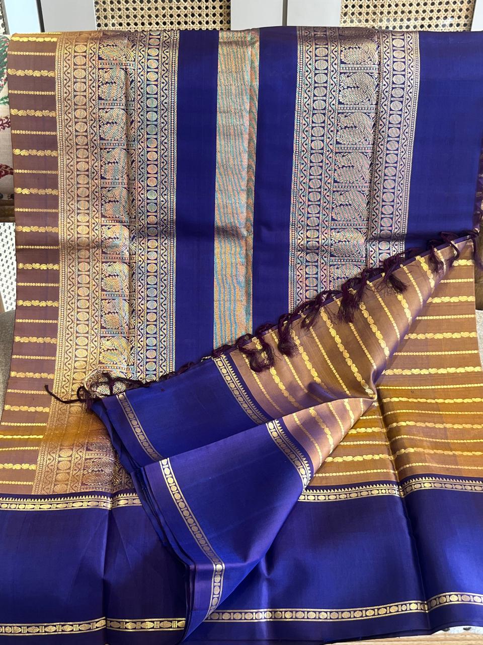 Kansya: Copper-Brown Veldhari Kanjeevaram, Gap Border