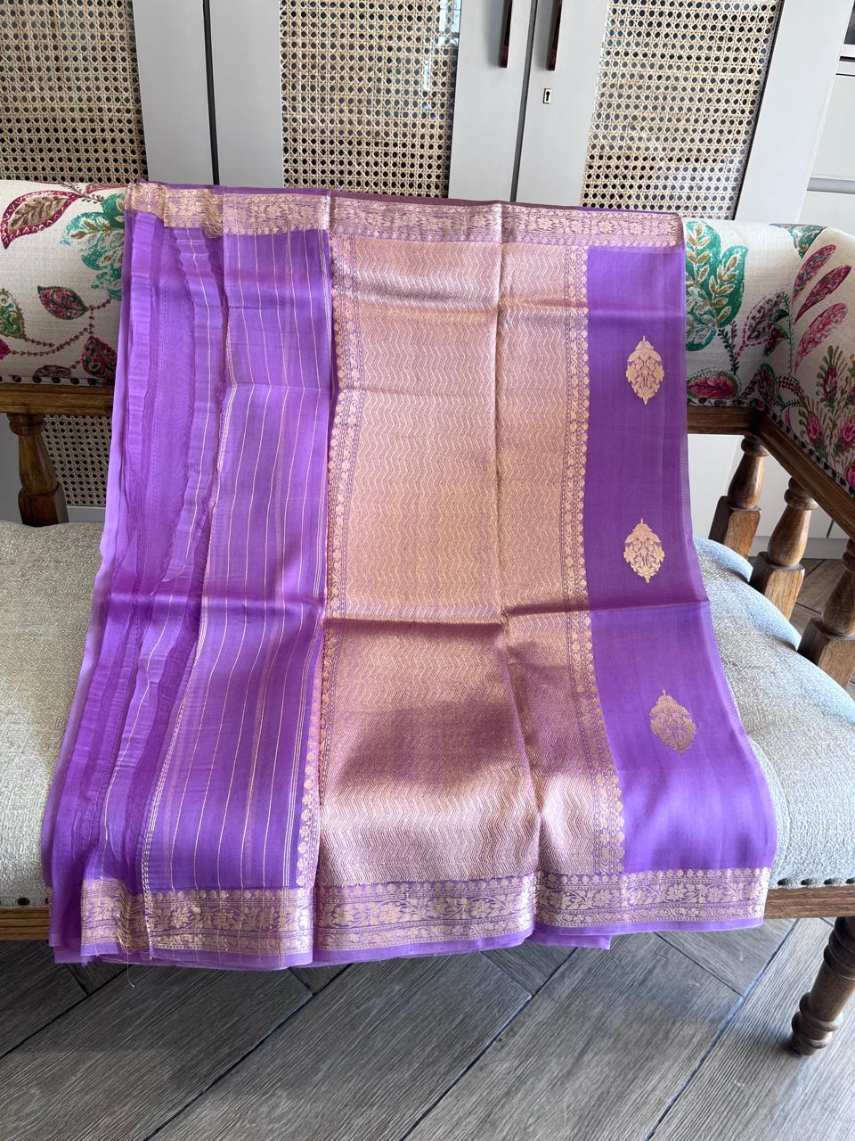 Kasni: Lilac Organza Banarasi